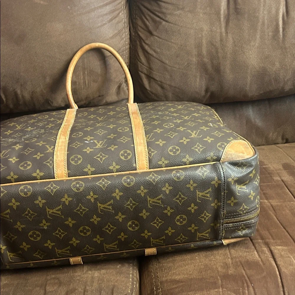 Sale!!! Louis Vuitton Brown and Tan Monogram Travel Bag